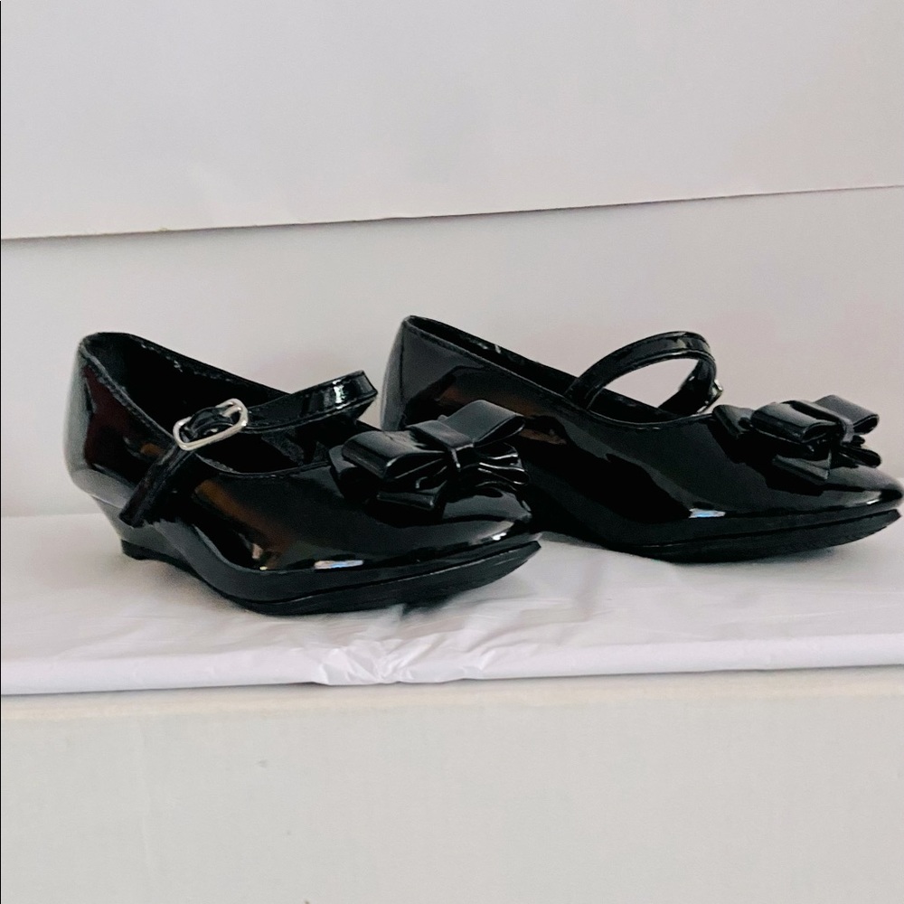 Wonder Nation Black Satin Shoes